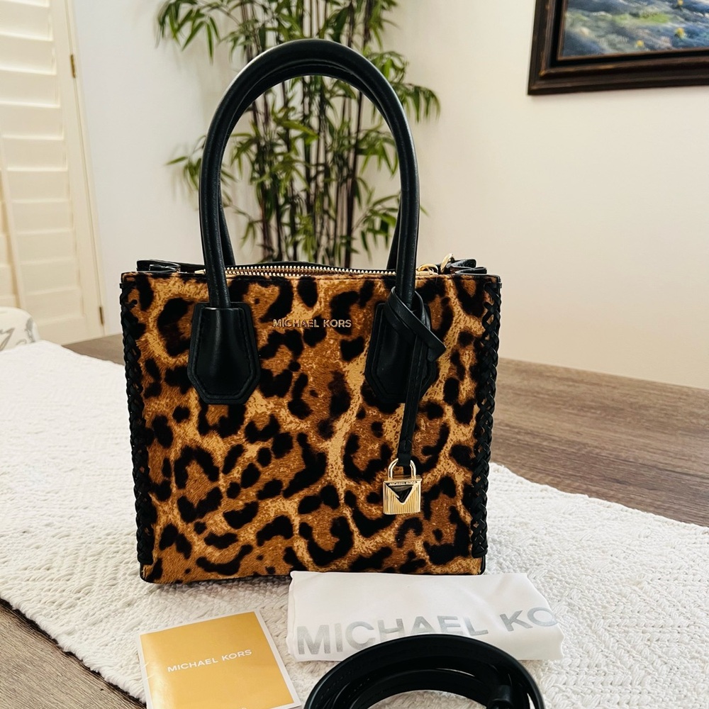 Michael Kors Mini Mercer Top Handle/Crossbody Bag - Picture 3 of 9
